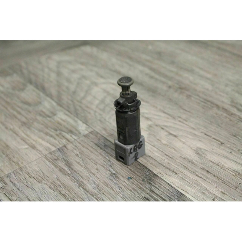 contacteur de pedale RENAULT LAGUNA 2 1.9 DCI 120 2003