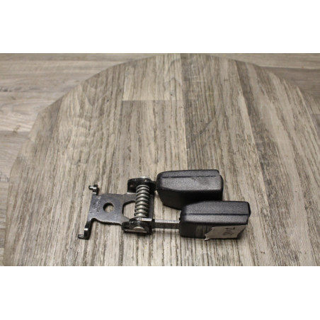 gache de ceinture arriere PEDONCULE RENAULT MEGANE 2