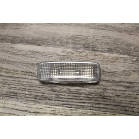 lumiere eclairage conducteur et passager  AUDI A4 4D1947150