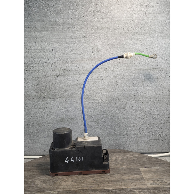 pompe pneumatique fermetre centralise vw volkswagen seat golf polo 1h0962257f pompe pneumatique fermetre centralise vw volkswagen seat golf polo 1h0962257f