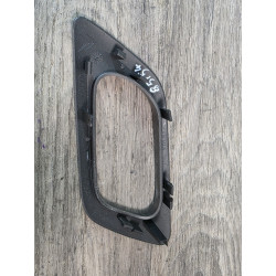 contour plastic poignee porte interieur droit citroen c4 9657085977