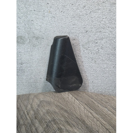 plastic habillage porte gauche seat ibiza 6l4839972a