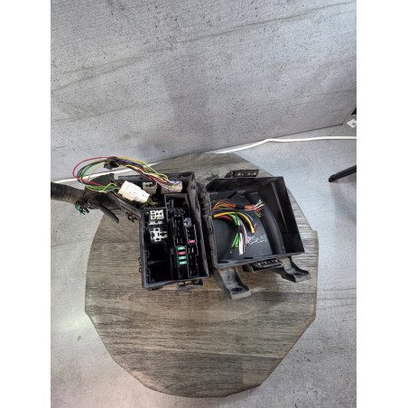 boite fusible relais compartiment moteur seat ibiza