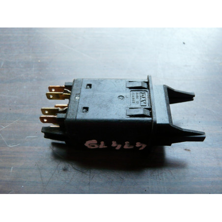 bouton warning renault super 5 10165