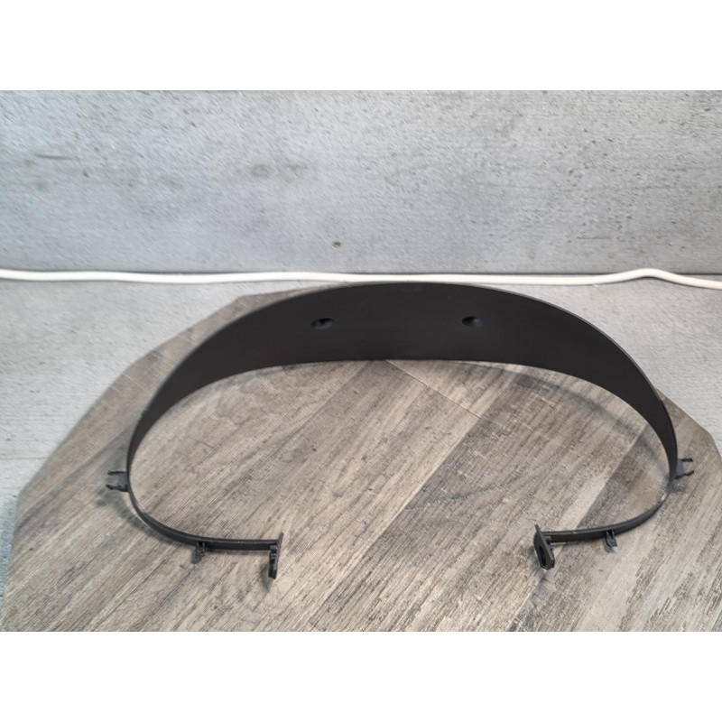 cache plastic contour de compteur habillage tableau de bord seat ibiza 6L1857243 cache plastic contour de compteur habillage tableau de bord seat ibiza 6L1857243