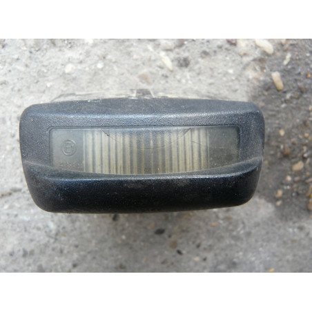 eclairage plaque immatrculation arriere ford 84fg19k530aa