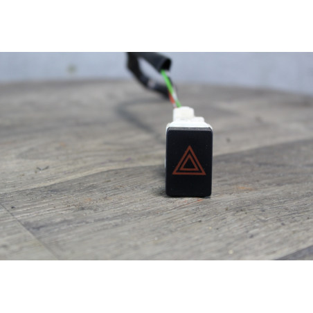 bouton warning nissan qashqai
