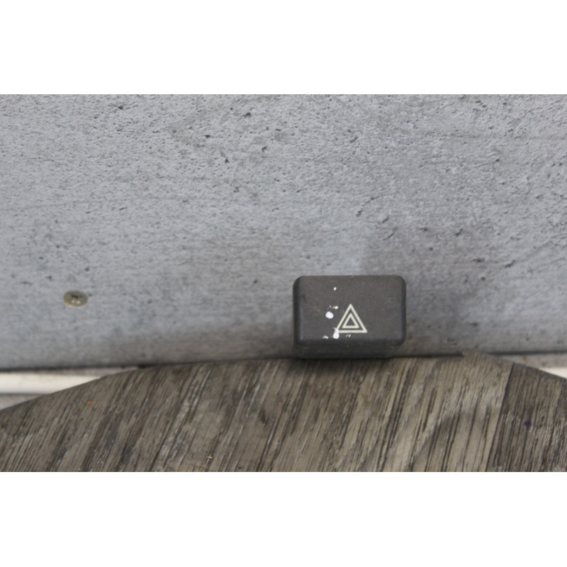 cabochon de bouton warning renault super 5 cabochon de bouton warning renault super 5