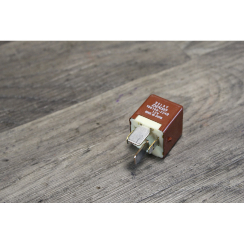 relais 12v 4 broches denso 156700-2240 relais 12v 4 broches denso 156700-2240