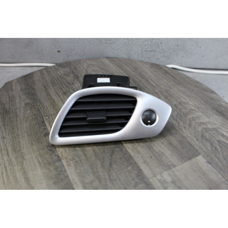 grille ventilation aeration avant droit renault grand scenic 3 1012127 grille ventilation aeration avant droit renault grand scenic 3 1012127