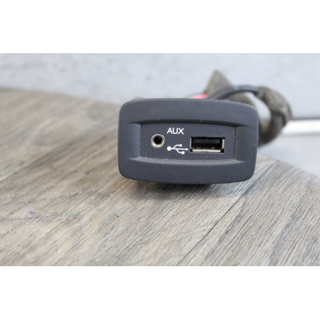 prise port auxiliaire usb renault grand scenic 3 280230006r