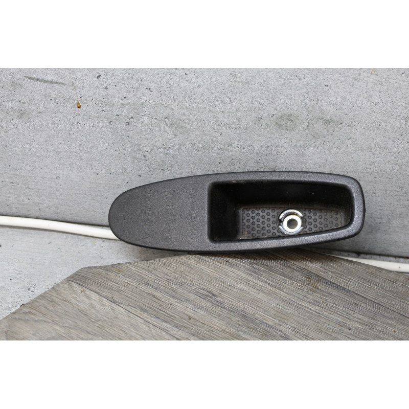 vide posche porte arriere droit fiat punto 199 735500084