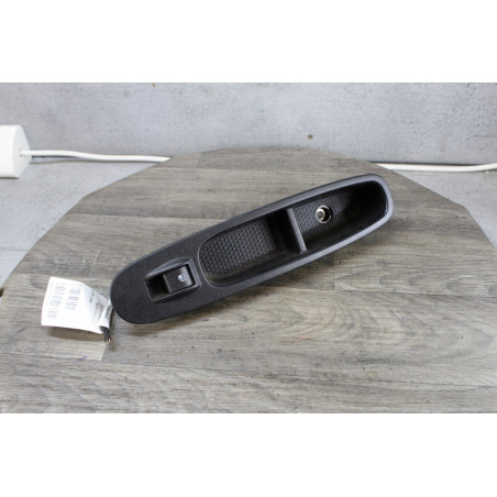 bouton leve vitre vide poche avant droit fiat punto 199 735500049