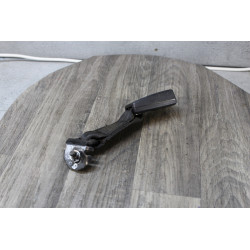 gache pedoncule de ceinture arriere centrale fiat grande punto 199 617780100a 7355017730