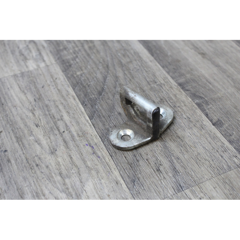 crochet gache de porte fiat grande punto 199 crochet gache de porte fiat grande punto 199