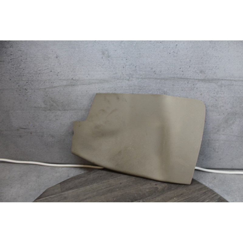 garniture plastic lateral interieur renault grand scenic 3 689300008r garniture plastic lateral interieur renault grand scenic 3 689300008r