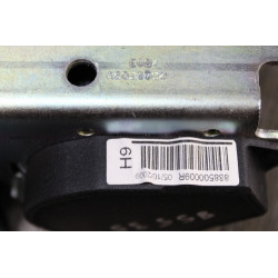 enrouleur de ceinture centrale arriere renault grand scenic 3 888500009r