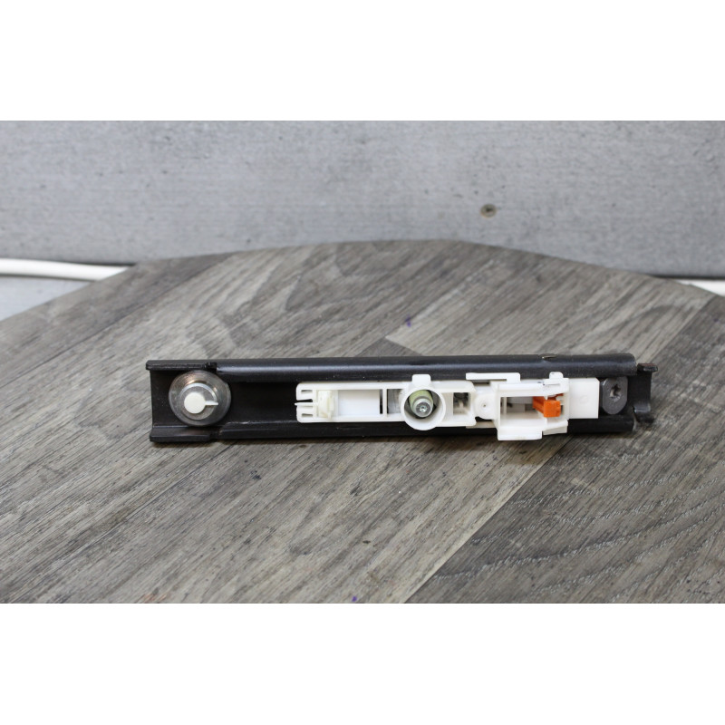 patte reglage hauteur fixation ceinture renault grand scenic 3 878240003r