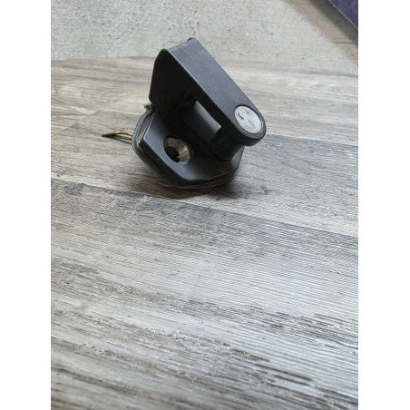 crochet gache de porte avant avec contacteur bmw e36 38 8105511