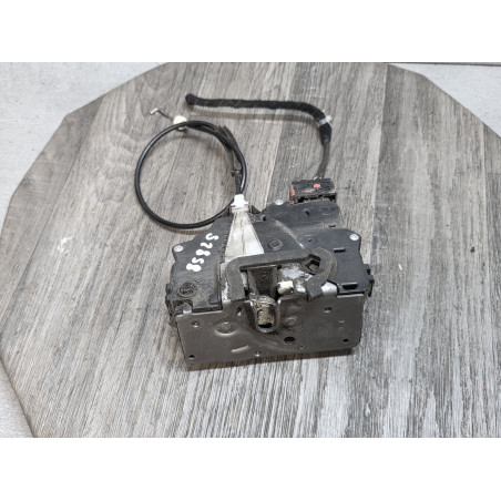 gache de porte arriere droit fiat grande punto 51903243