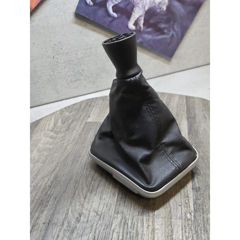 spufflet de levier de vitesse avec support fiat grande punto 7355010690