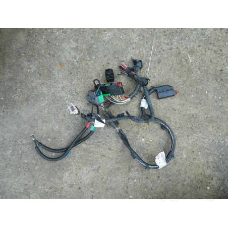 bout faisceau electrique avec platine fusible PEUGEOT 306 2000 HDI 90CV