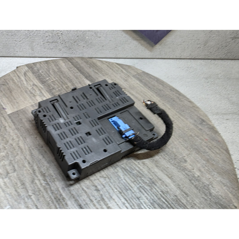 calculateur module electronique unite de controle bluetooth fiat grande punto 067851902811