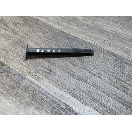 patte tirette de fixation plastic fiat punto grande