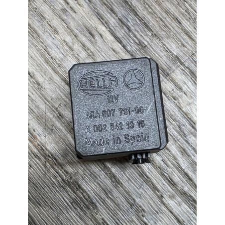 relais 4 broches 12V mercedes 0025421319 4ra007791-00