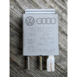relais 4 broches 12V 1k0951253 0332011100