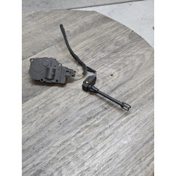 moteur commande de volet de ventilaiton citroen C4 grand picasso a21200600 efb350