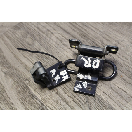 charniere de porte arriere droit  audi a4