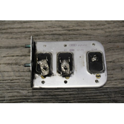 platine support  electrique audi 8D0959493  pour bricoleur