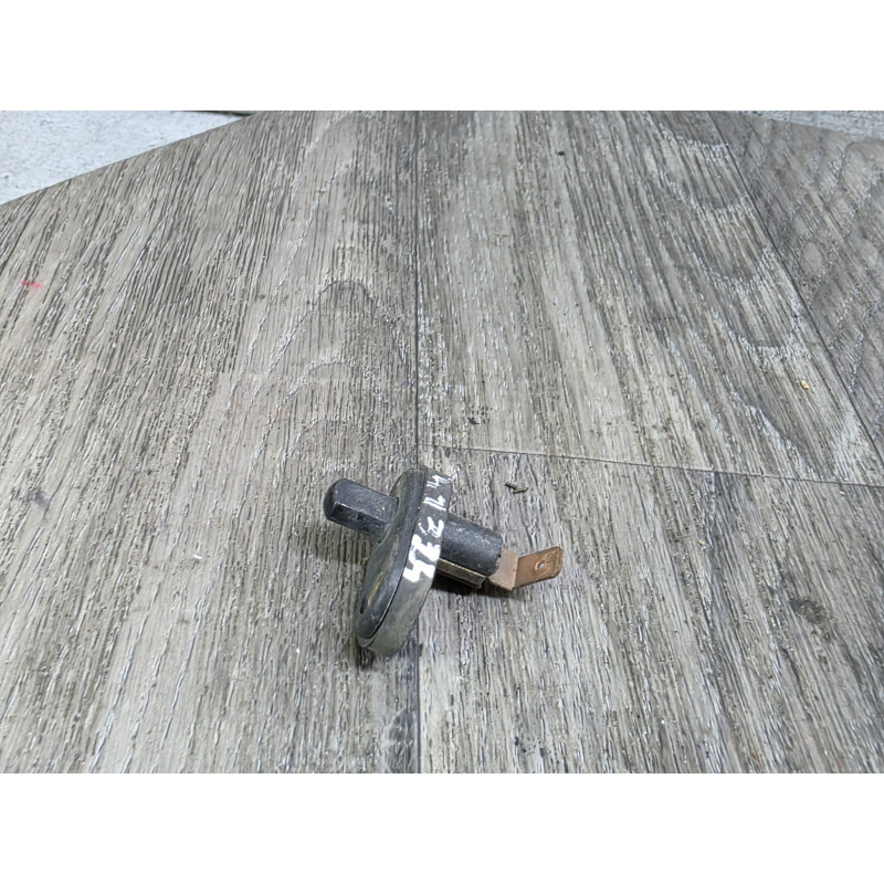 contacteur de porte ford 6737169