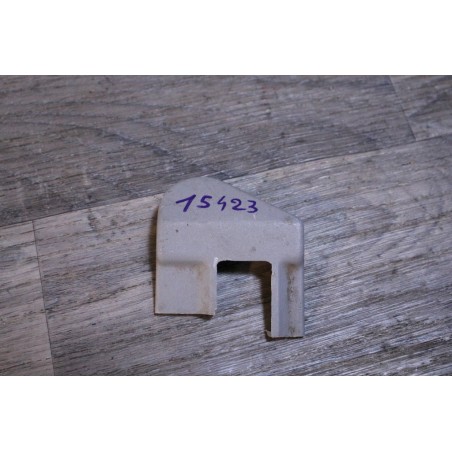 cache plastic fixation ceinture de securite ssangyong musso 2005