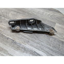 support plastic de parechoc avant droit citroen C4 grand picasso