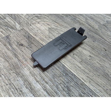 couvercle plastic support fusible boite a fusible citroen C4 grand picasso 9637466280