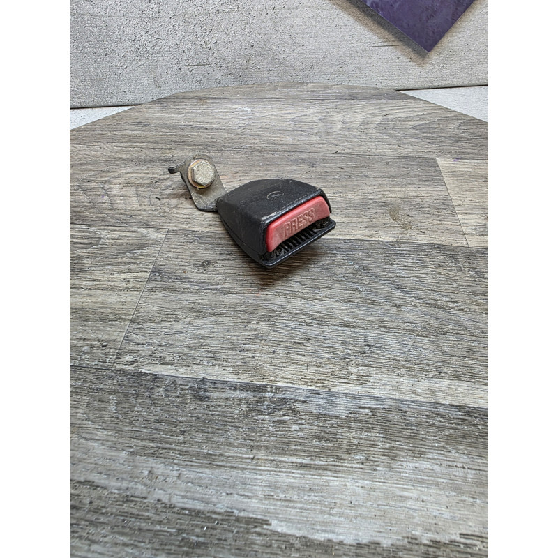 gache pedoncule ceinture avant bmw e36 1977412