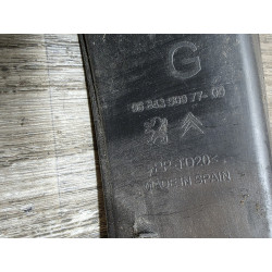 plastic moulure de garniture de feu arrière gauche citroen c4 grand picasso 968436097700