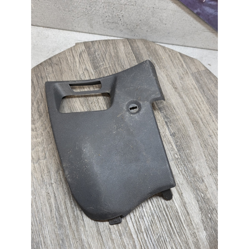 garniture cache plastic boite fusible citroen c4 grand picasso 9654111477