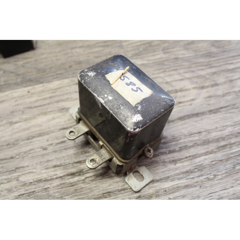 regulateur de tension ducellier f416 s