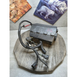 boite a fusible relais FORD FOCUS 98AG14A142AC