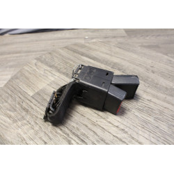 pedoncule gache de ceinture arriere droit renault megane 1 phase 2