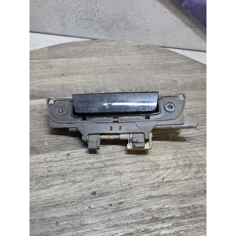 poignee de porte exterieur arriere gauche bmw e36 51211960801