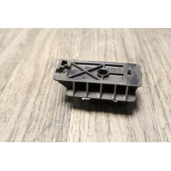 plastic patte de fixation arriere siege renault laguna 1