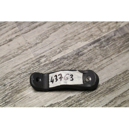 patte de fixation de vitre arriere peugeot 306 p306 9612452080