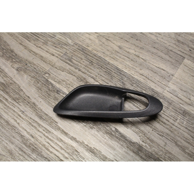 plastic cache poignee interieur avant gauche mazda rx8