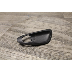 plastic cache poignee interieur avant gauche mazda rx8