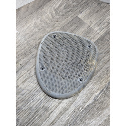 grille haut parleur droit tableau de bord renault clio 7700826184