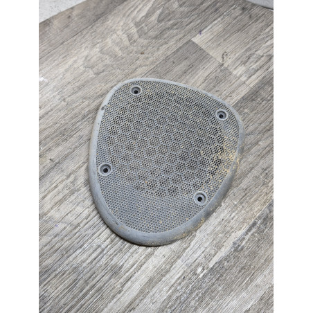 grille haut parleur droit tableau de bord renault clio 7700826184